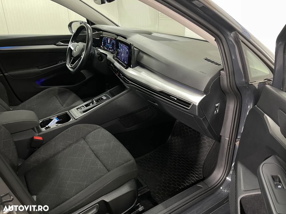 Volkswagen Golf 1.0 eTSI DSG MHEV Life - 10