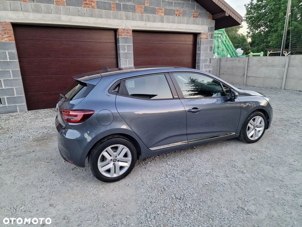 Renault Clio - 12