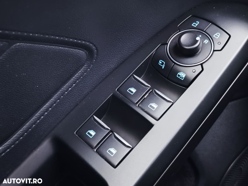 Ford Focus 1.0 EcoBoost Hybrid ACTIVE DESIGN - 29