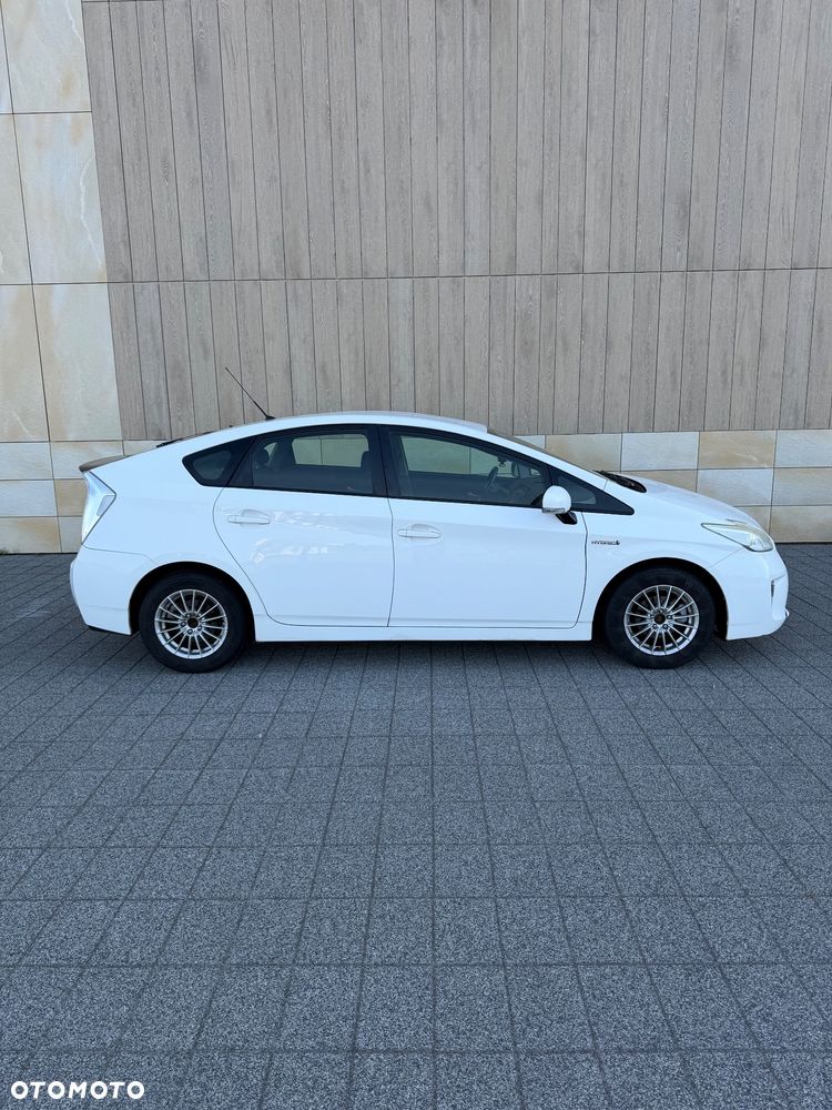 Toyota Prius 1.8 HSD Luna - 6