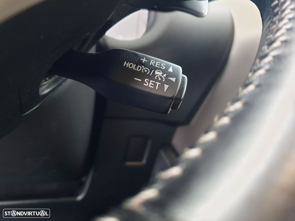 Lexus NX 300h Executive+ - 28