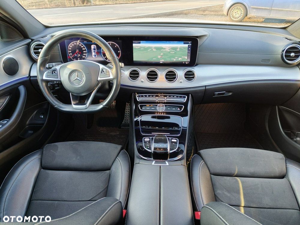 Mercedes-Benz Klasa E - 8