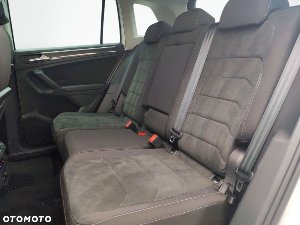 Volkswagen Tiguan - 14