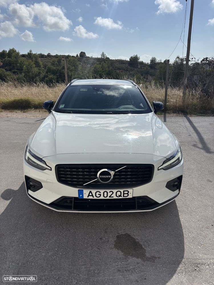 Volvo V60 2.0 B4 R-Design Geartronic - 2