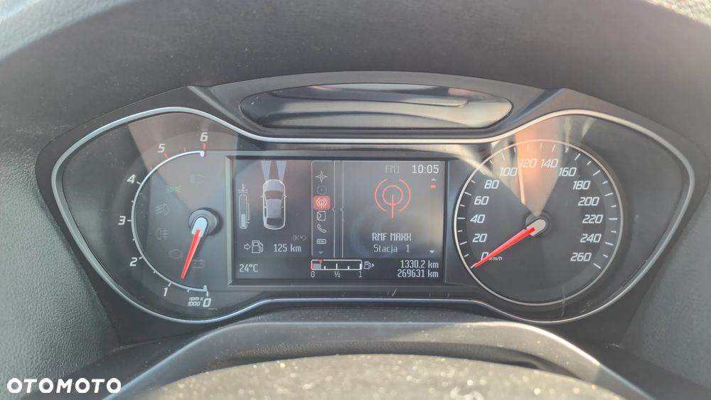 Ford Galaxy 2.0 TDCi Titanium - 25