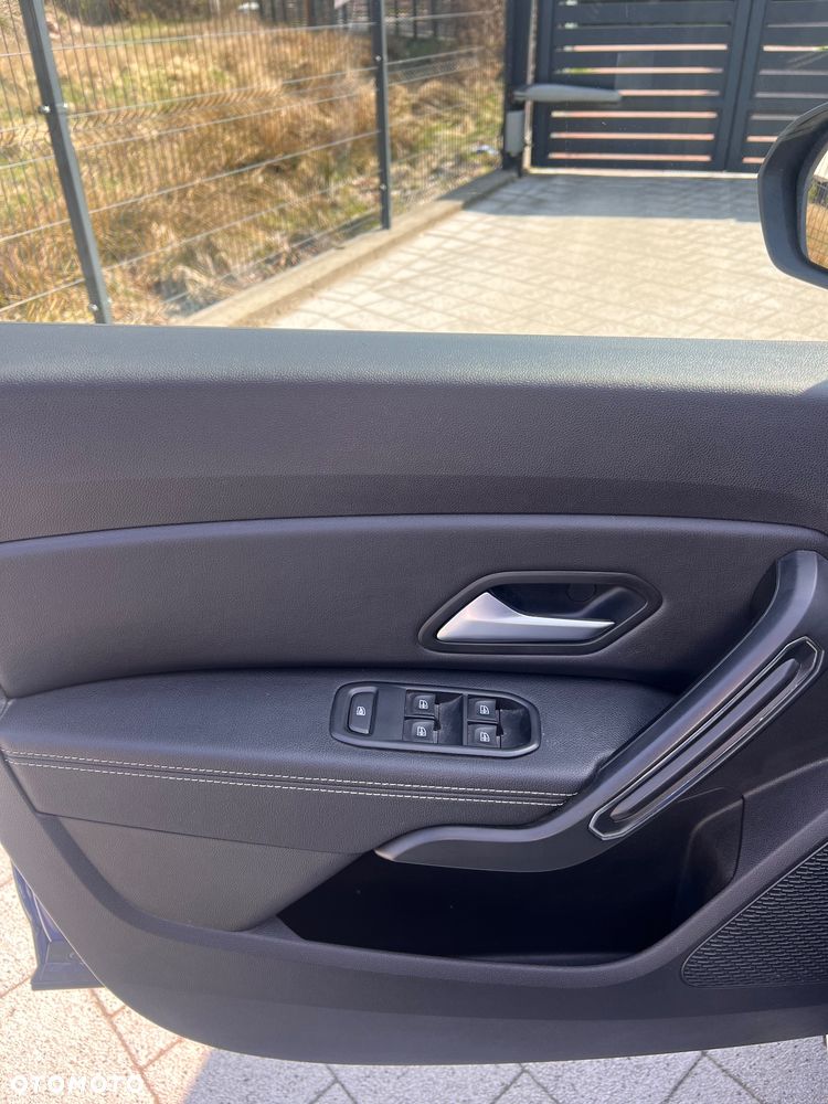 Dacia Duster 1.6 SCe Prestige 4WD - 12