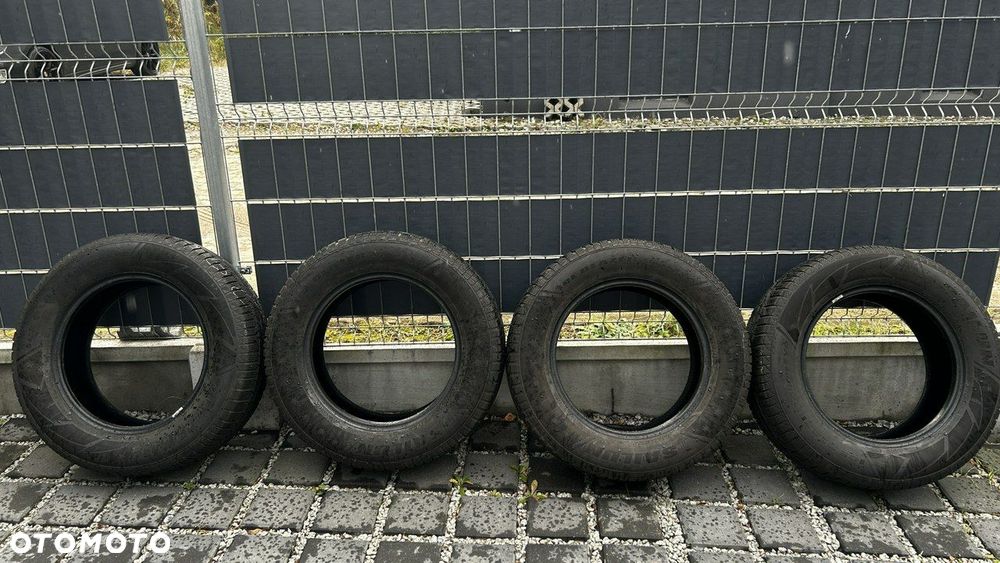 Chrysler Pacifica - 27