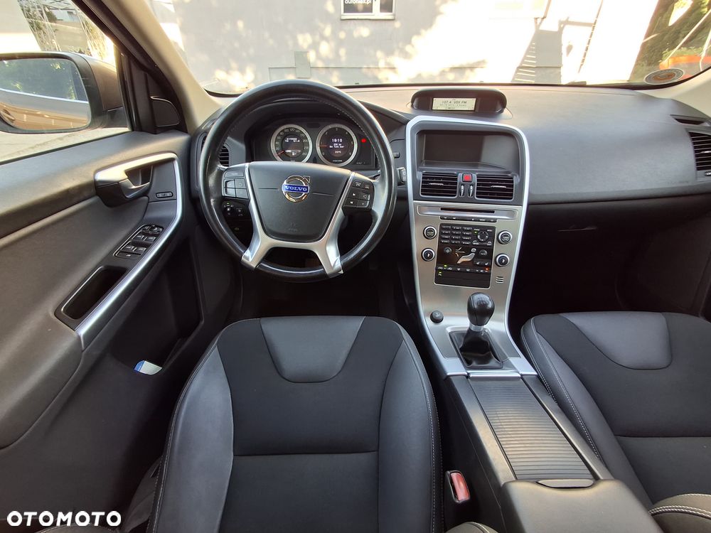 Volvo XC 60 - 8