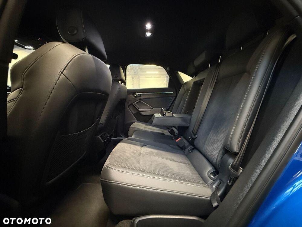 Audi Q3 Sportback - 25