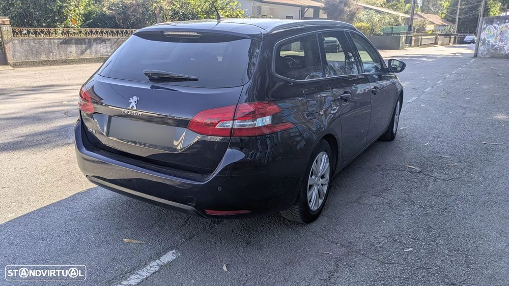 Peugeot 308 SW 1.2 PureTech Style J17 - 18
