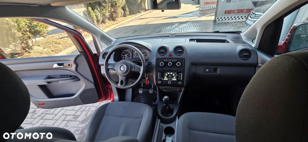 Volkswagen Caddy 1.6 (7-Si.) Edition 30 - 31