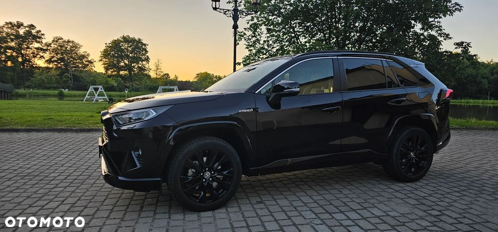 Toyota RAV4 2.5 Hybrid Black Edition by JBL 4x4 - 10