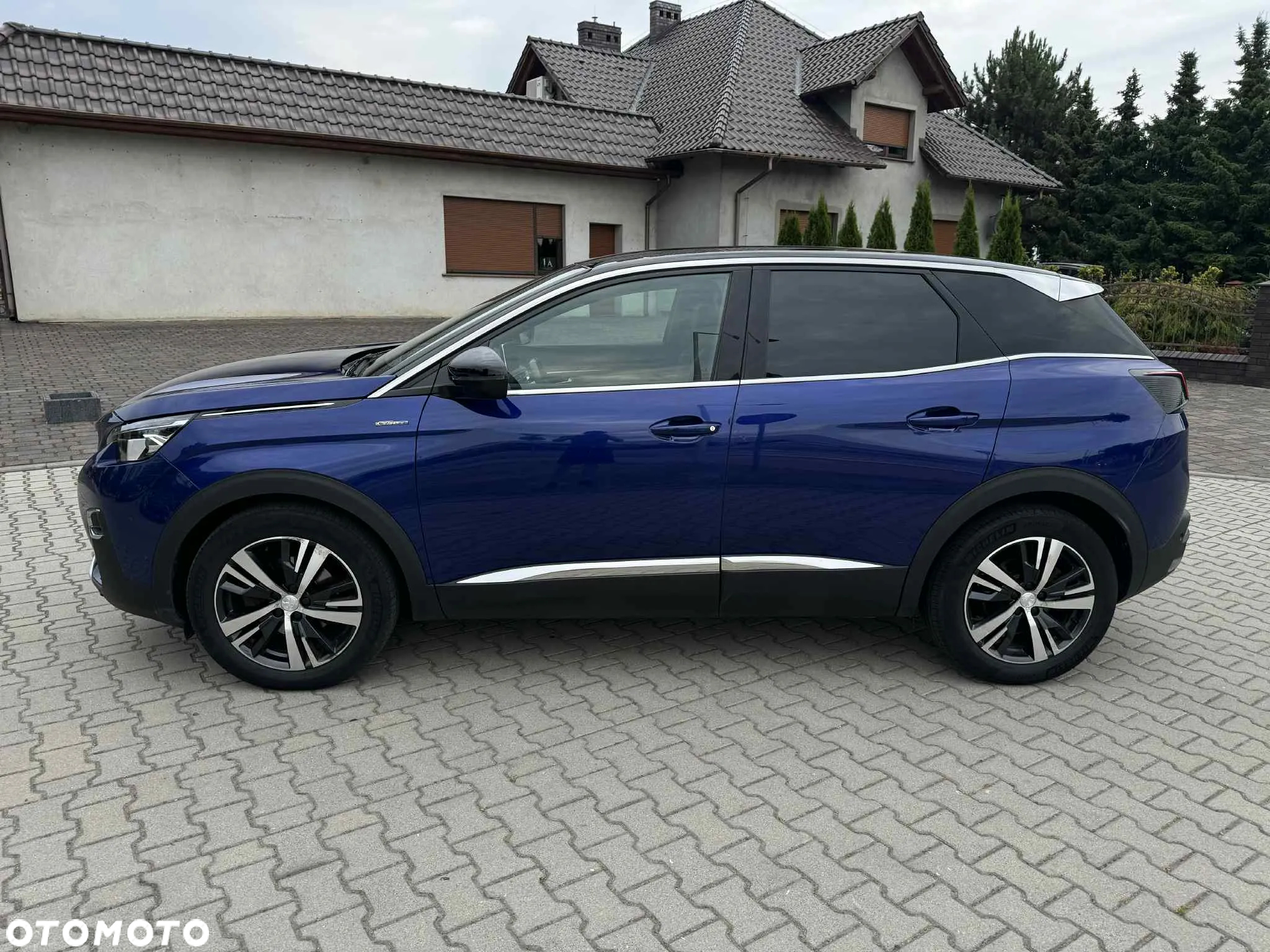Peugeot 3008 1.5 BlueHDi GT Pack S&S EAT8 - 8