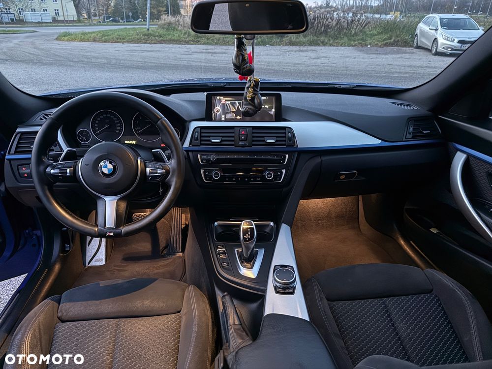 BMW 3GT 328i xDrive M Sport - 8