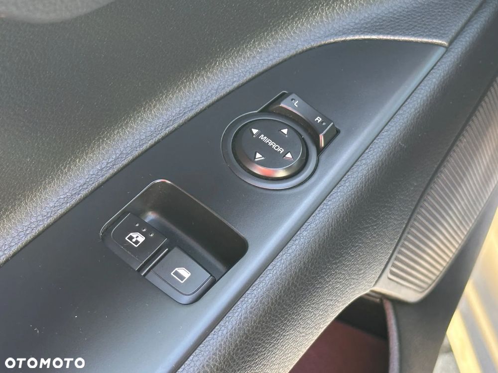 Kia Rio 1.2 M - 24