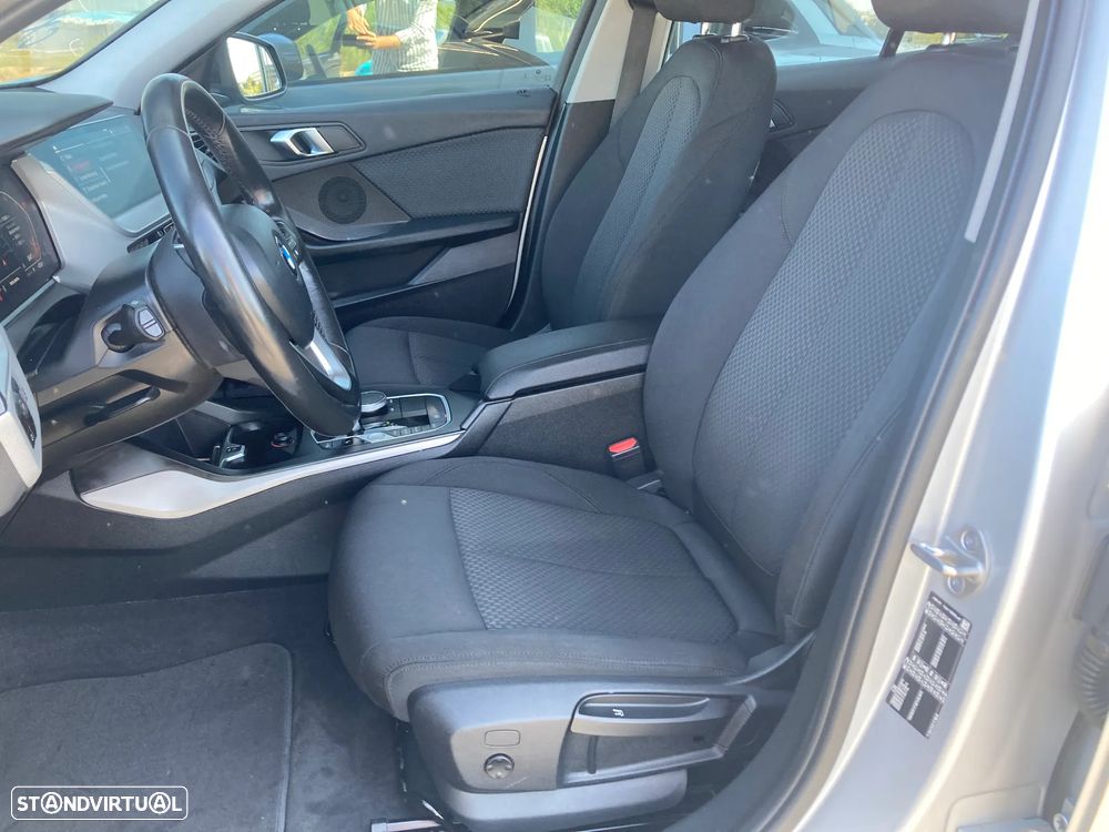 BMW 118 d Aut. Advantage - 31