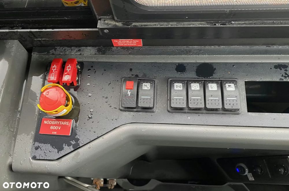 Solaris URBINO 12 Hydrogen / 81 PASAŻERÓW / MODEL 2022 / STAN JAK NOWY / BEZWYPADKOWY / OKAZJA / MOŻLIWOŚĆ TRANSPORTU / EURO 6 - 12