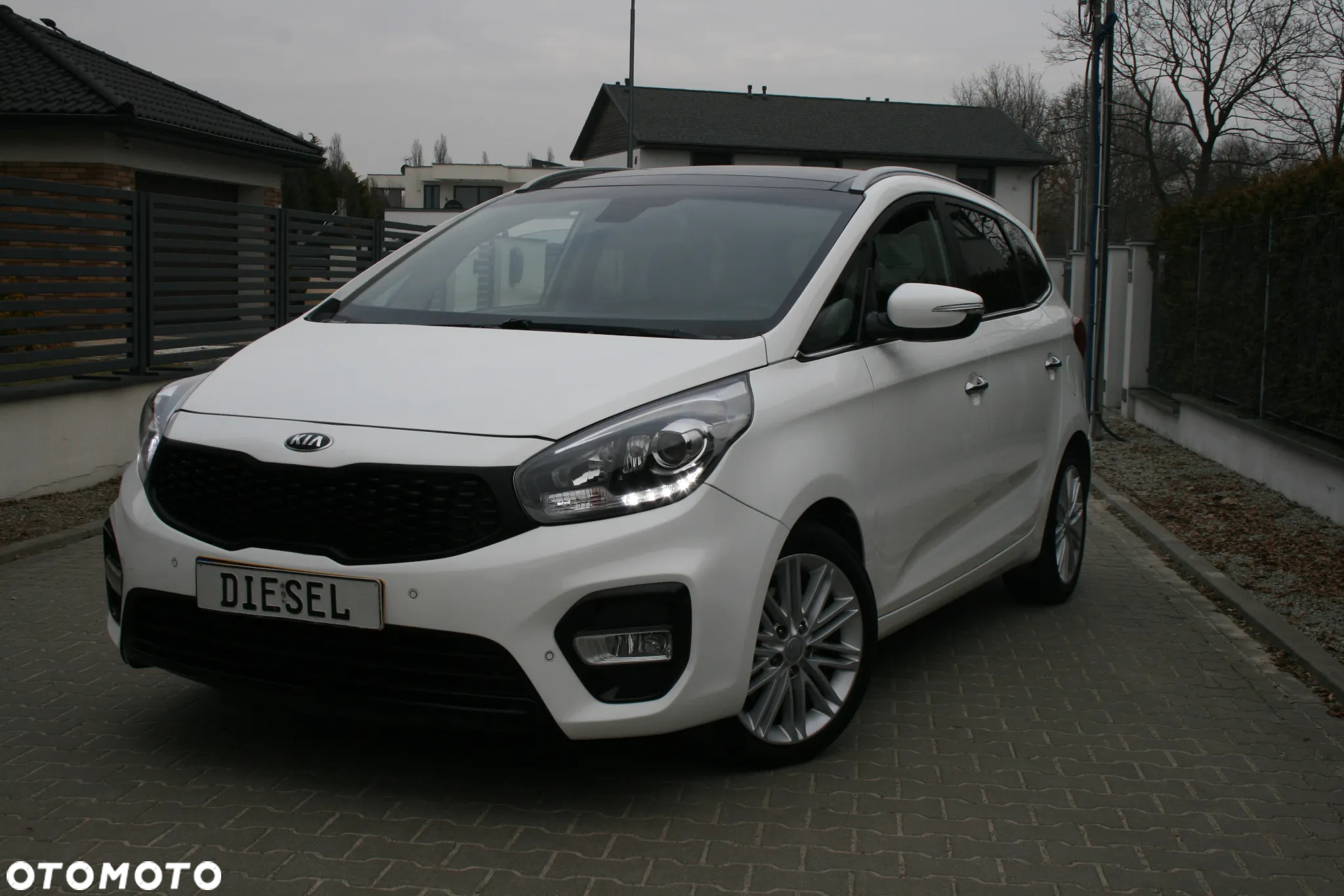 Kia Carens 1.6 GDI S 7os EU6 - 6