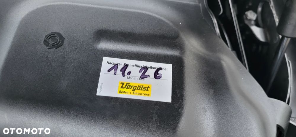 BMW Seria 3 318d DPF Edition Exclusive - 23