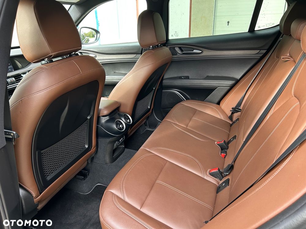 Alfa Romeo Stelvio 2.0 Turbo 16V AT8-Q4 Executive - 20