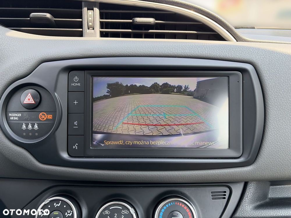 Toyota Yaris - 20