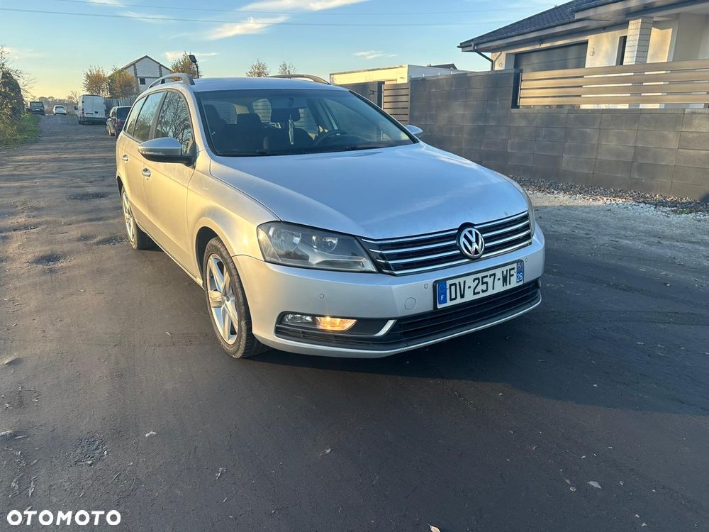 Volkswagen Passat 2.0 TDI Comfortline DSG - 8