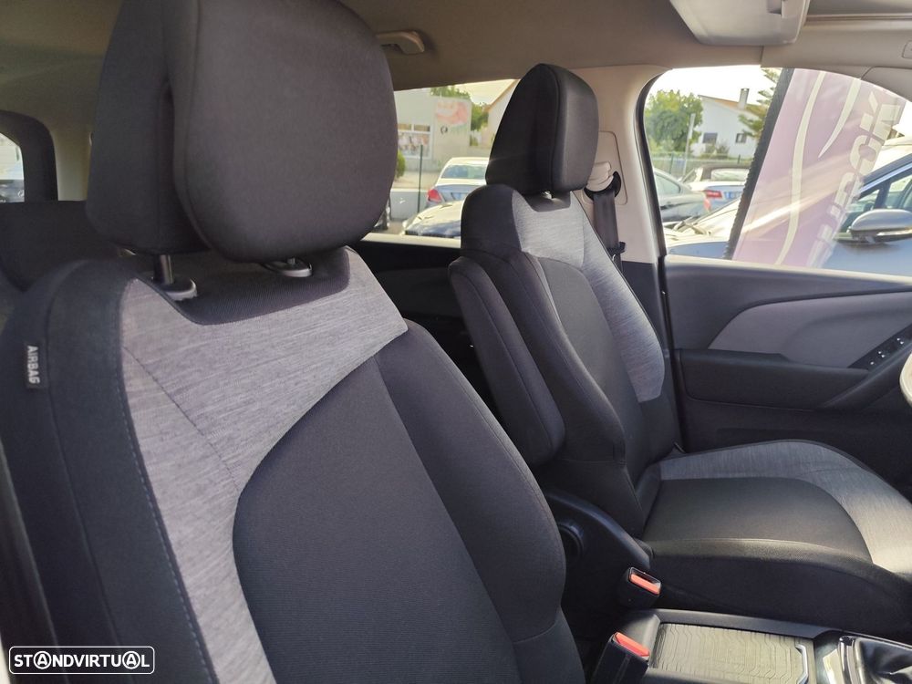 Citroën Grand C4 Spacetourer - 23