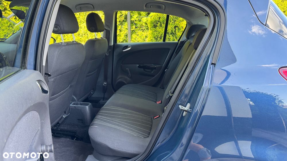 Opel Corsa - 32