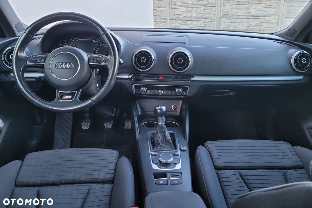 Audi A3 Sportback - 14