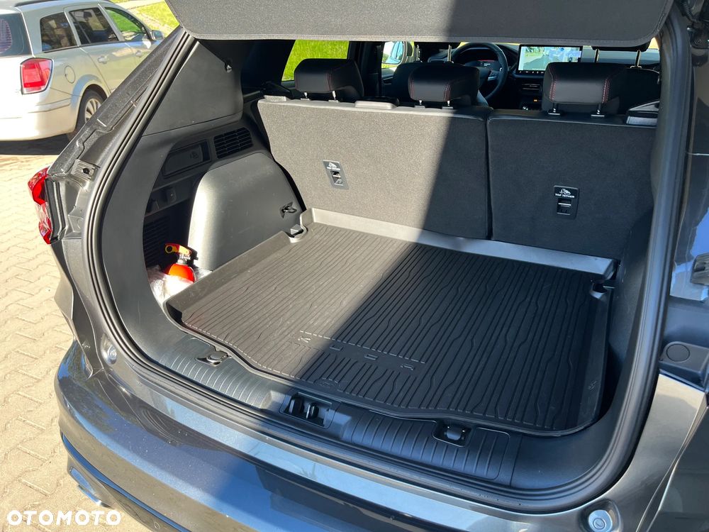 Ford Kuga - 18