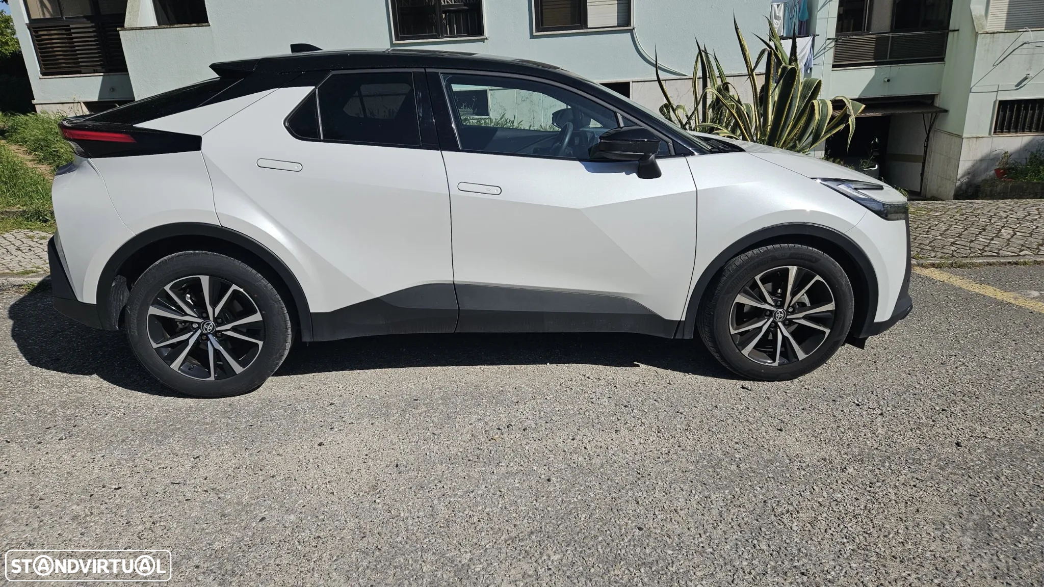 Toyota C-HR 1.8 Hybrid Square Collection - 4