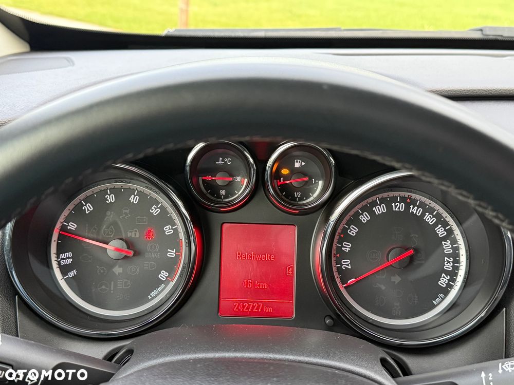 Opel Astra 1.4 Turbo - 26