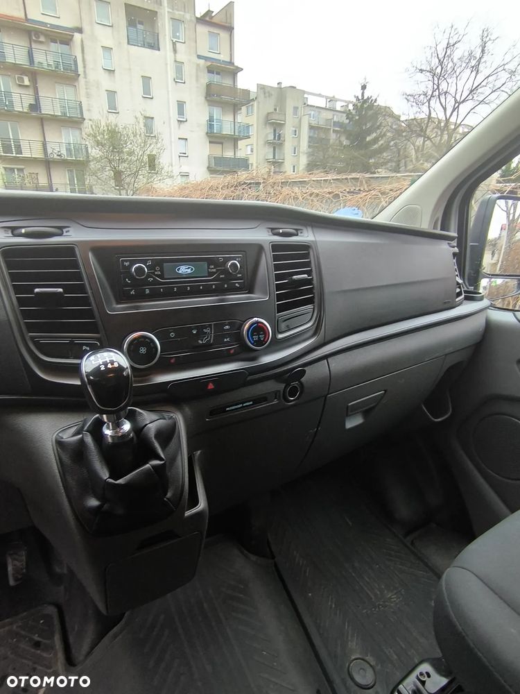 Ford Transit Custom - 10
