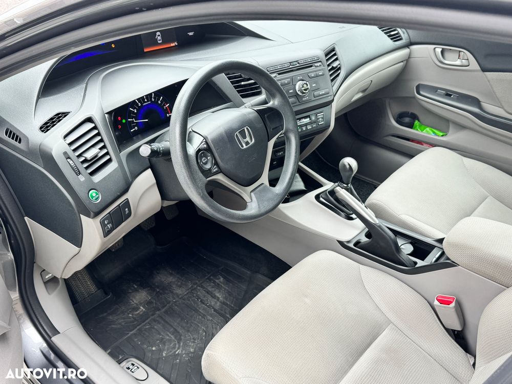 Honda Civic 1.8 i-VTEC MT Elegance Winter Pack - 7
