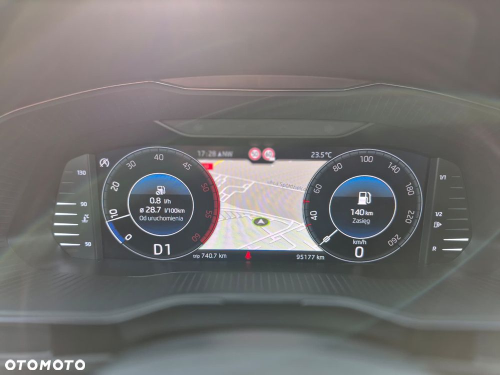 Skoda Superb 2.0 TDI SCR Style DSG - 21