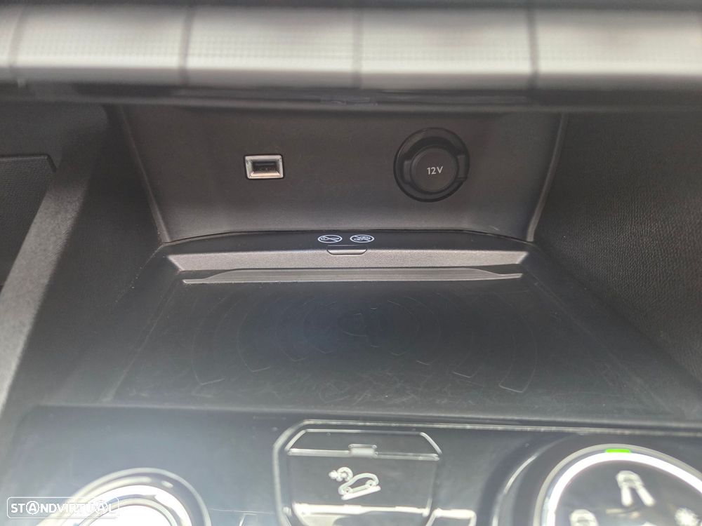 Peugeot 3008 1.5 BlueHDi GT Line EAT8 - 37