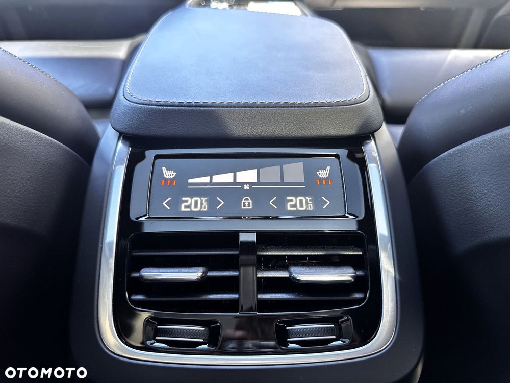 Volvo XC 90 - 19