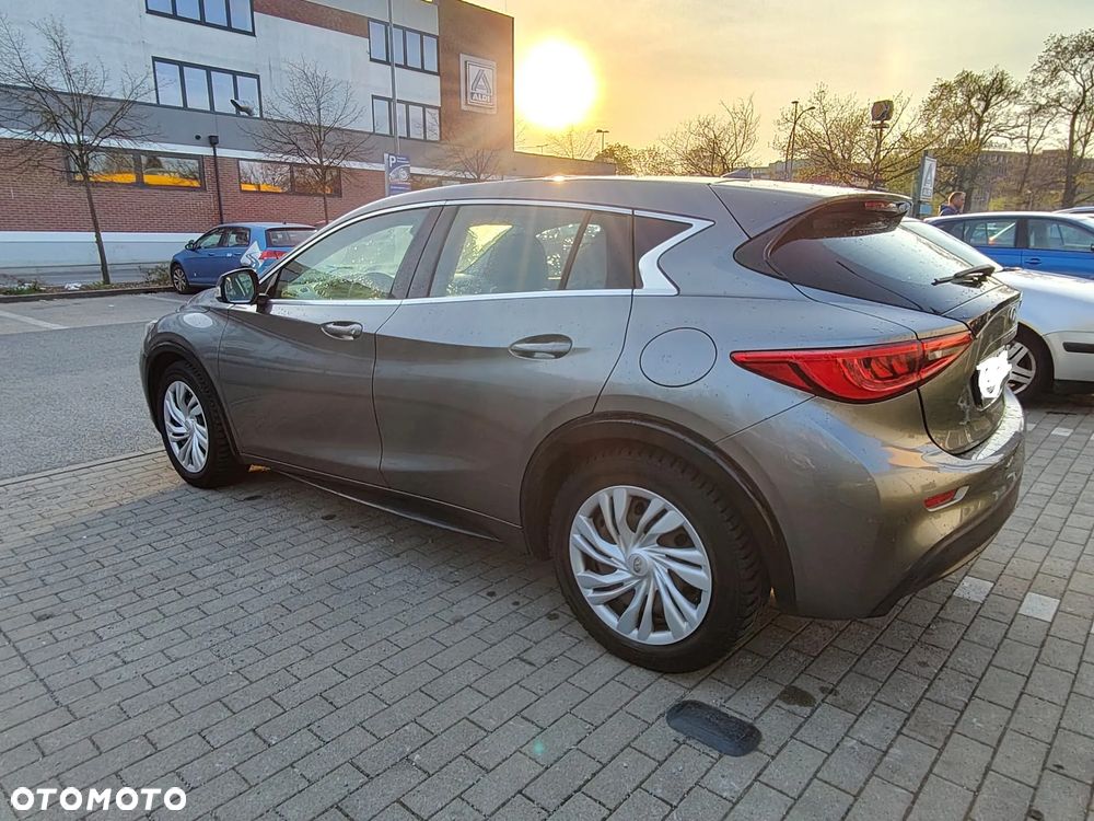 Infiniti Q30 1.5d - 5