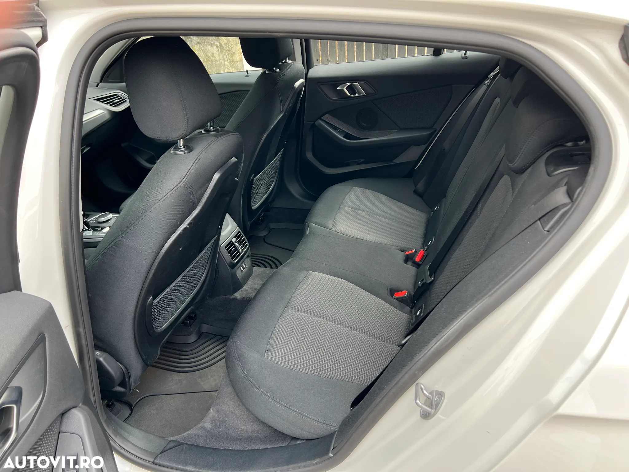 BMW Seria 1 118i Aut. Advantage - 12