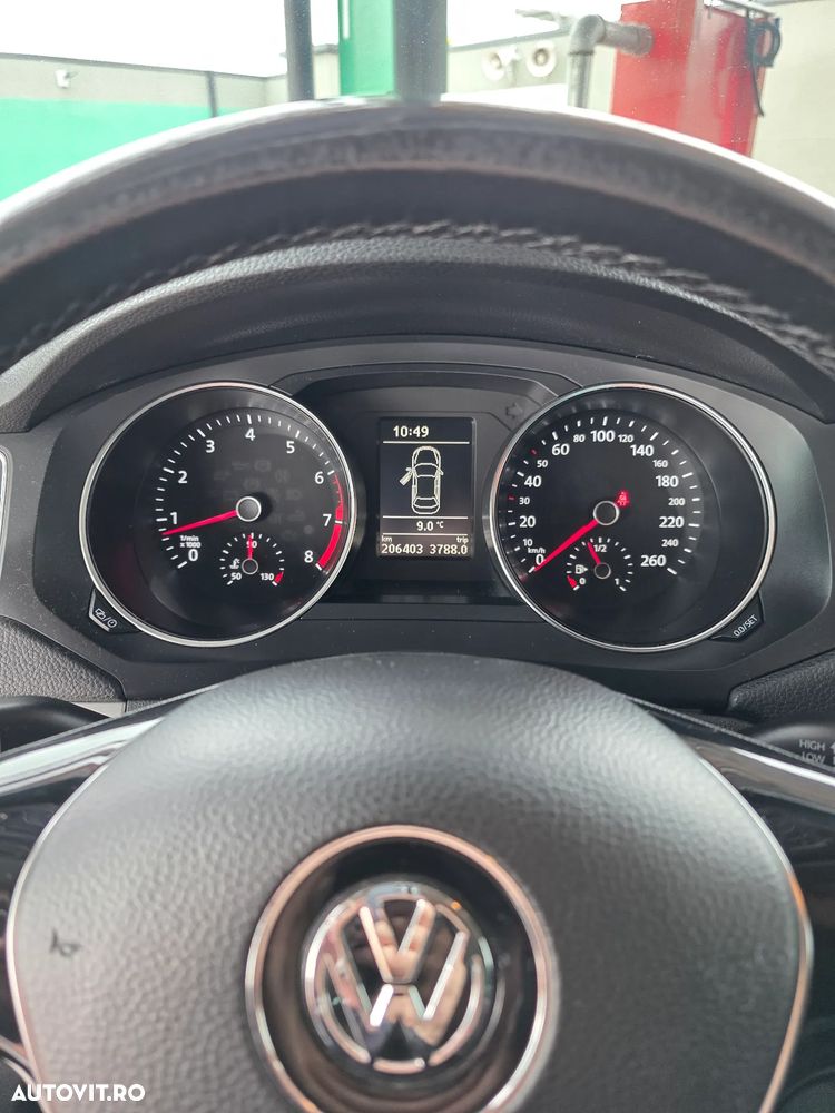 Volkswagen Jetta 1.2 TSI Comfortline - 7