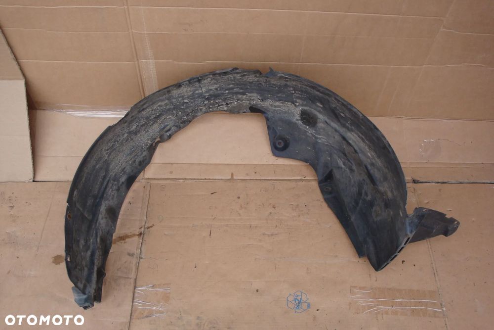 KIA VENGA nadkole prawe przednie - 2