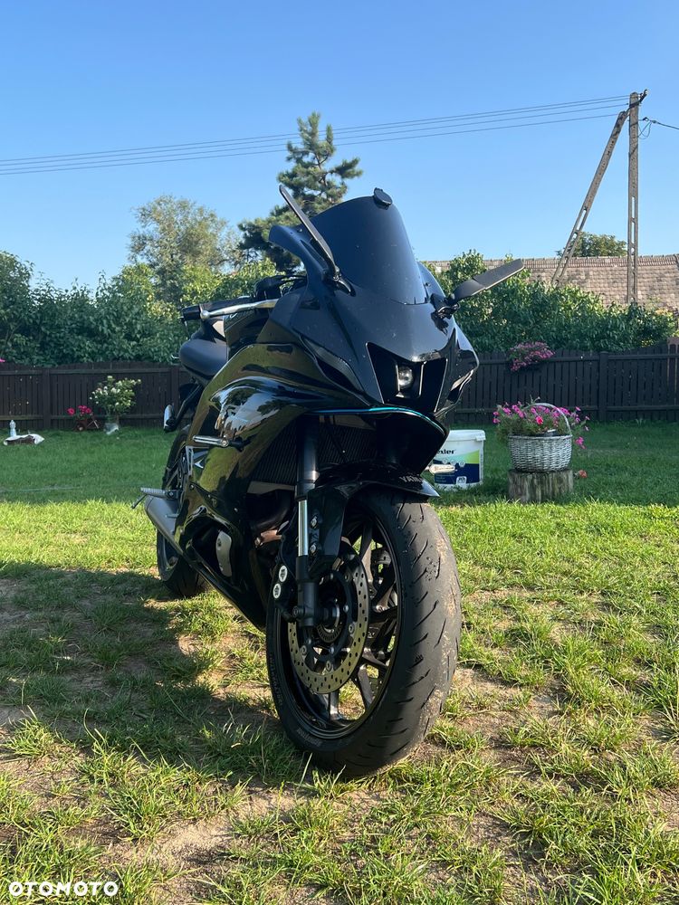 Yamaha R7 - 6