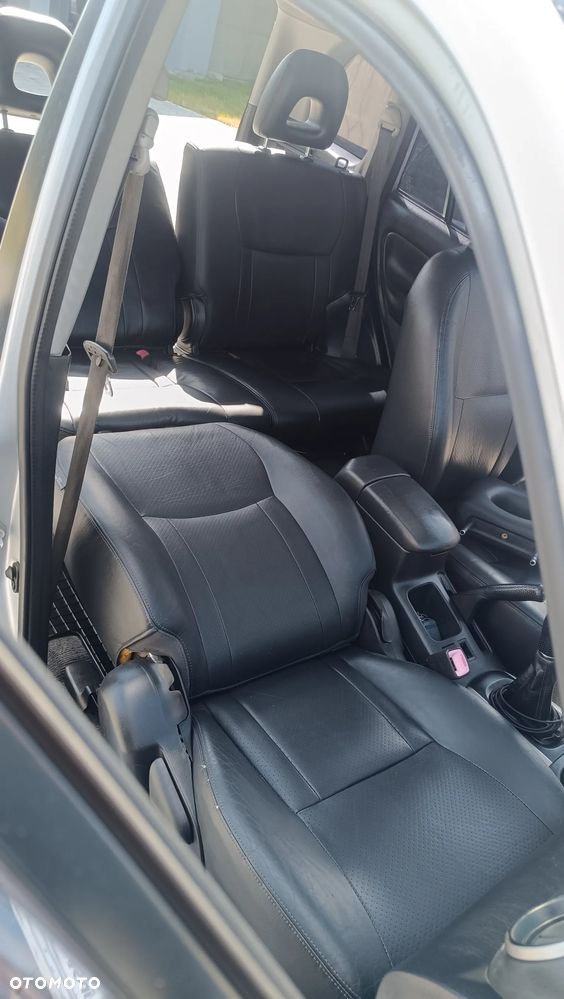 Toyota RAV4 2.0 D-4D 4x4 - 13