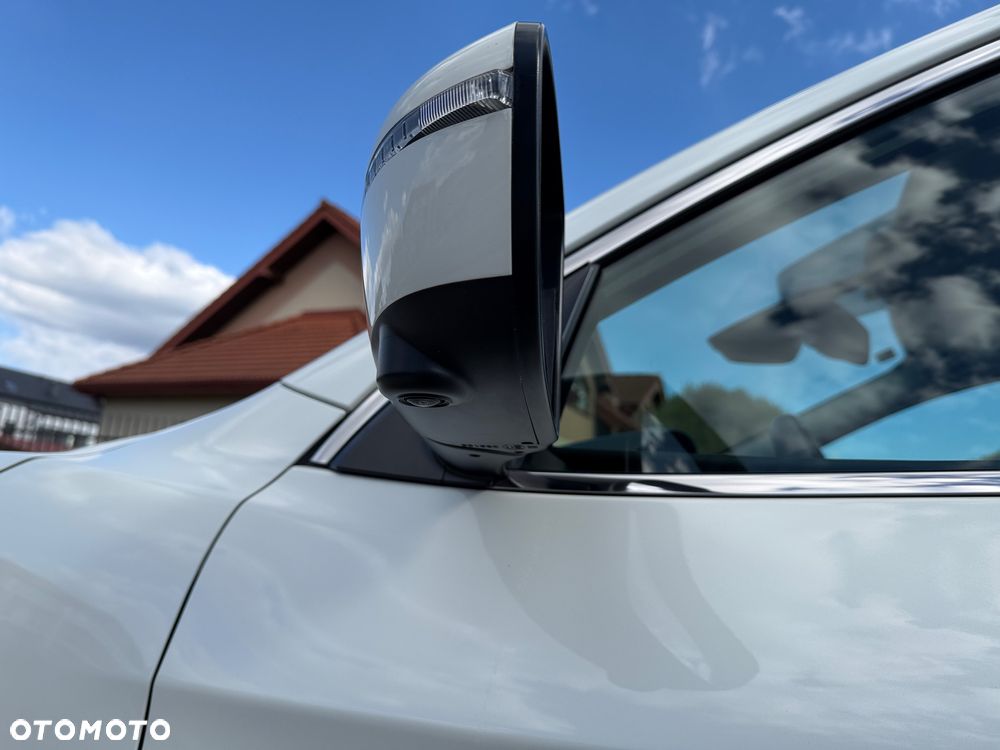Nissan Qashqai 1.2 DIG-T Xtronic N-Connecta - 22