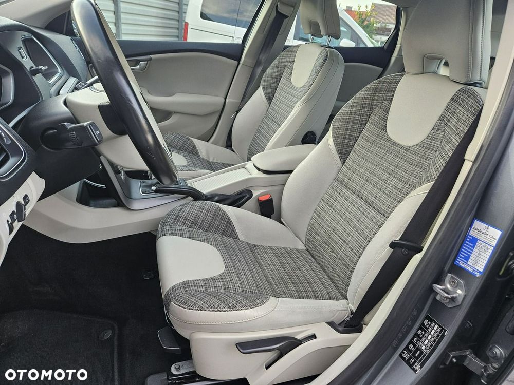 Volvo V40 D2 Drive-E SCR Dynamic Edition - 21