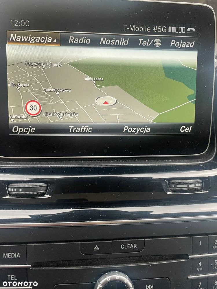 Mercedes-Benz GLE - 27