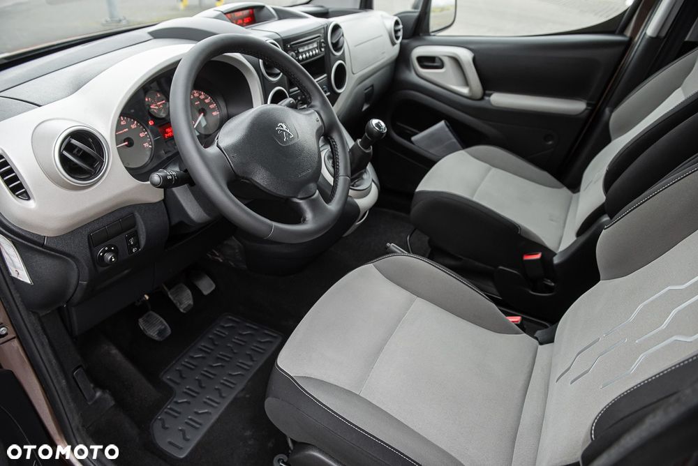 Peugeot Partner 98 VTi Active - 24