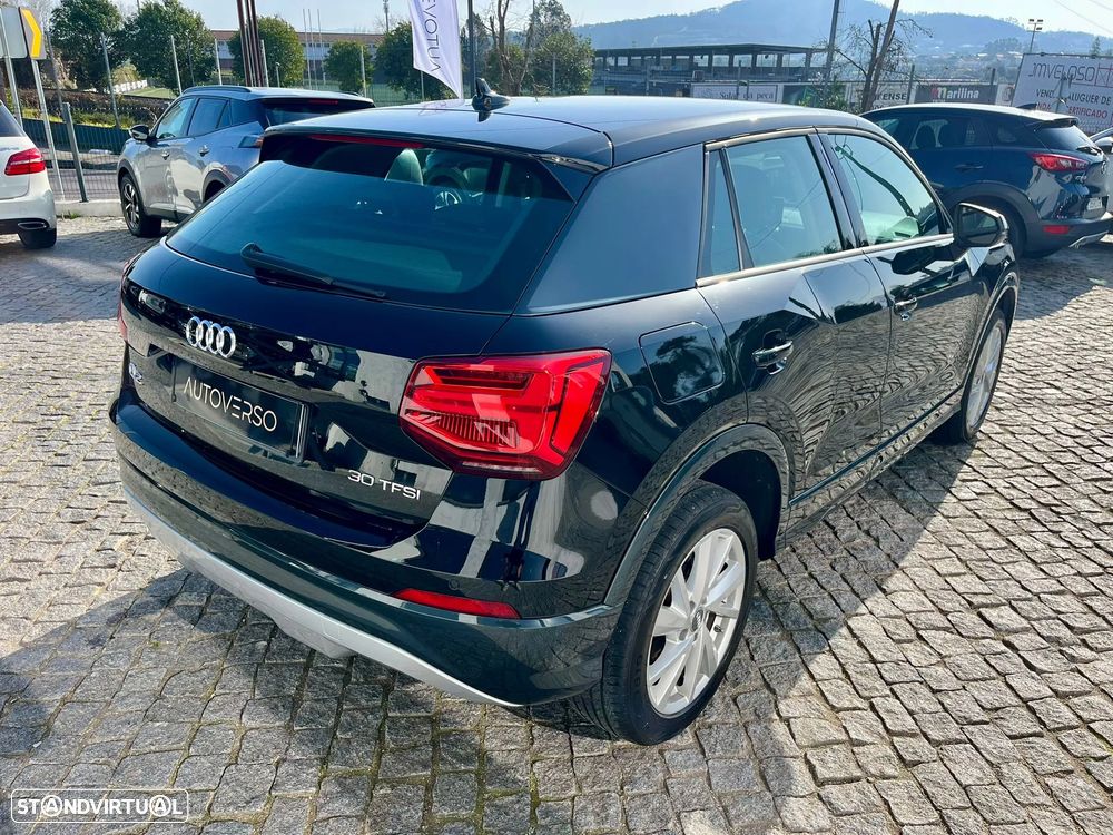 Audi Q2 30 TFSI Design - 6