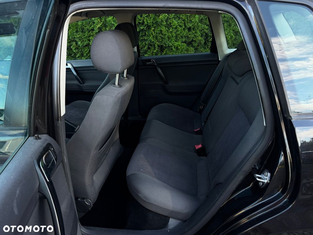Volkswagen Polo - 18