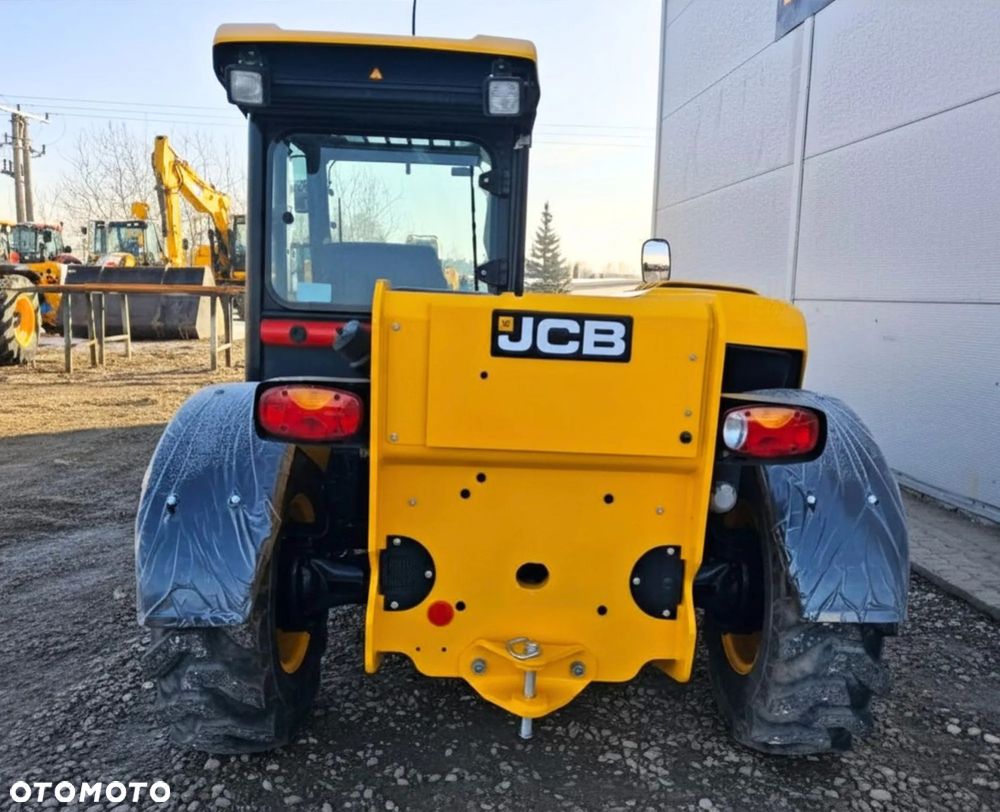 JCB 525-60 Agri Plus - 3